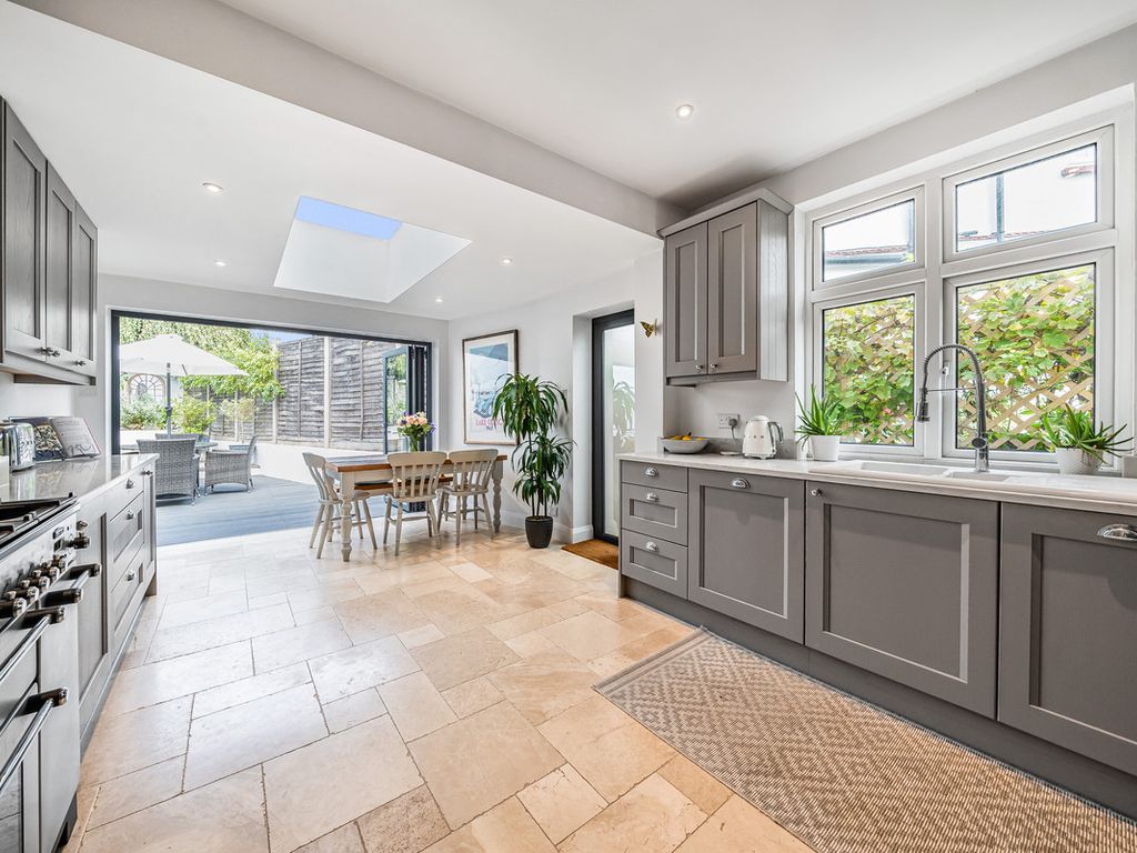 4 bed semidetached house for sale in Pollards Hill South, London SW16