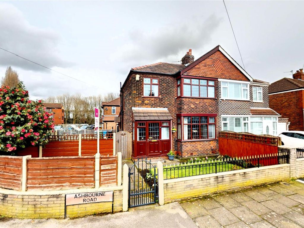 3 bed semidetached house for sale in Ashbourne Road, Stretford