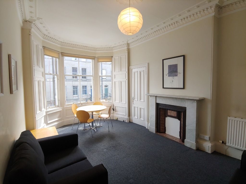 3 bed flat to rent in Montgomery Street, New Town, Edinburgh EH7 Zoopla