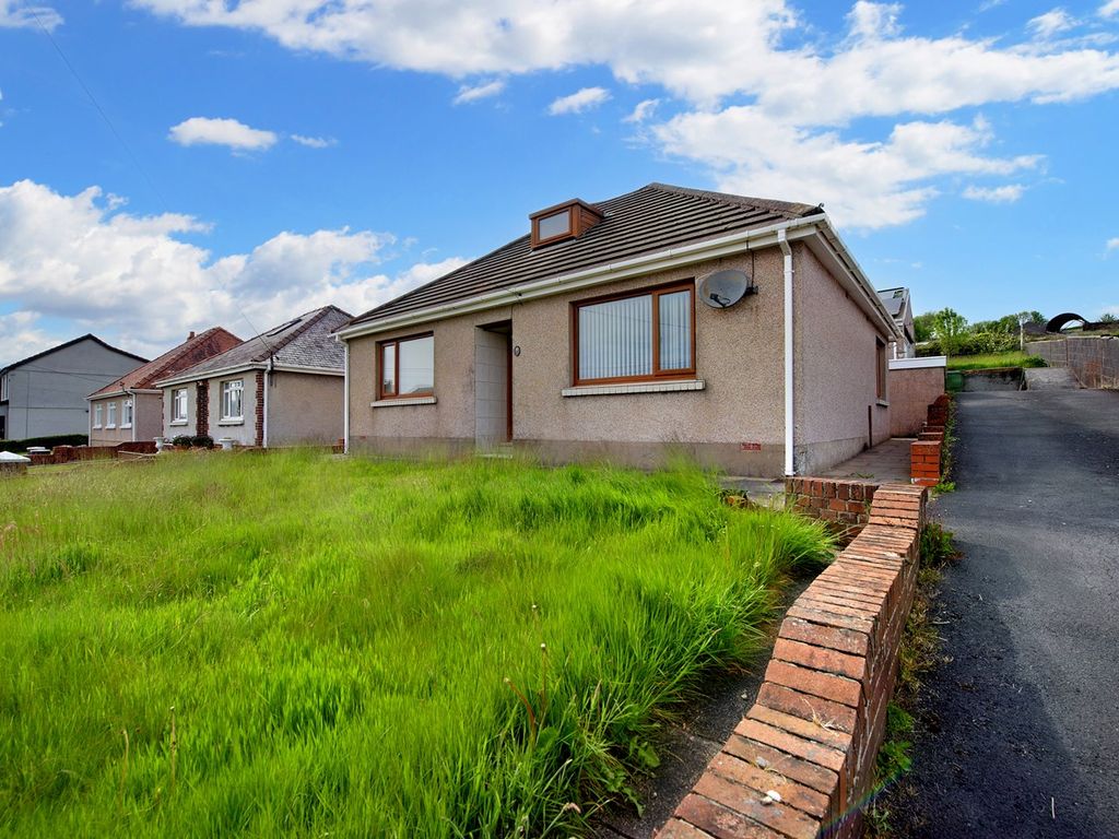 3 bed detached bungalow for sale in Greenfield Terrace, Pontyberem