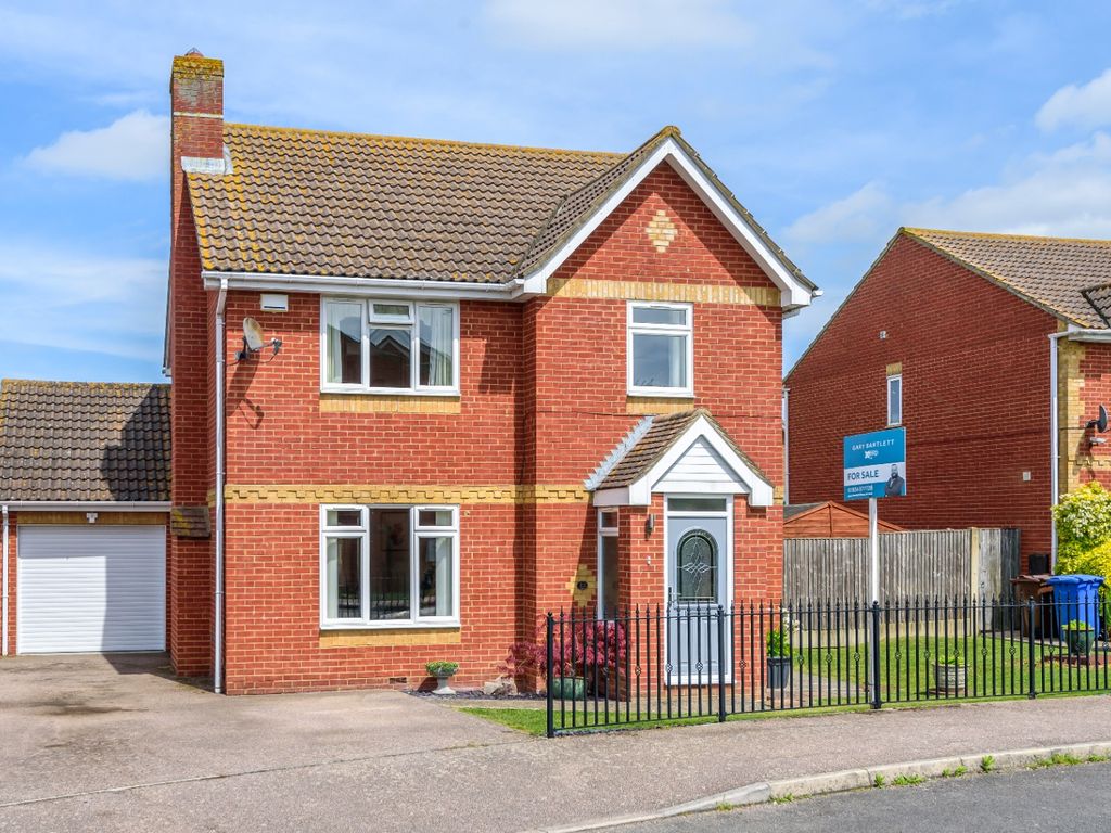 4 bed detached house for sale in Helen Thompson Close, Iwade