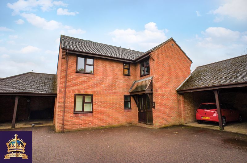 2 bed flat for sale in Wood Green, Pitsea, Basildon SS13 Zoopla