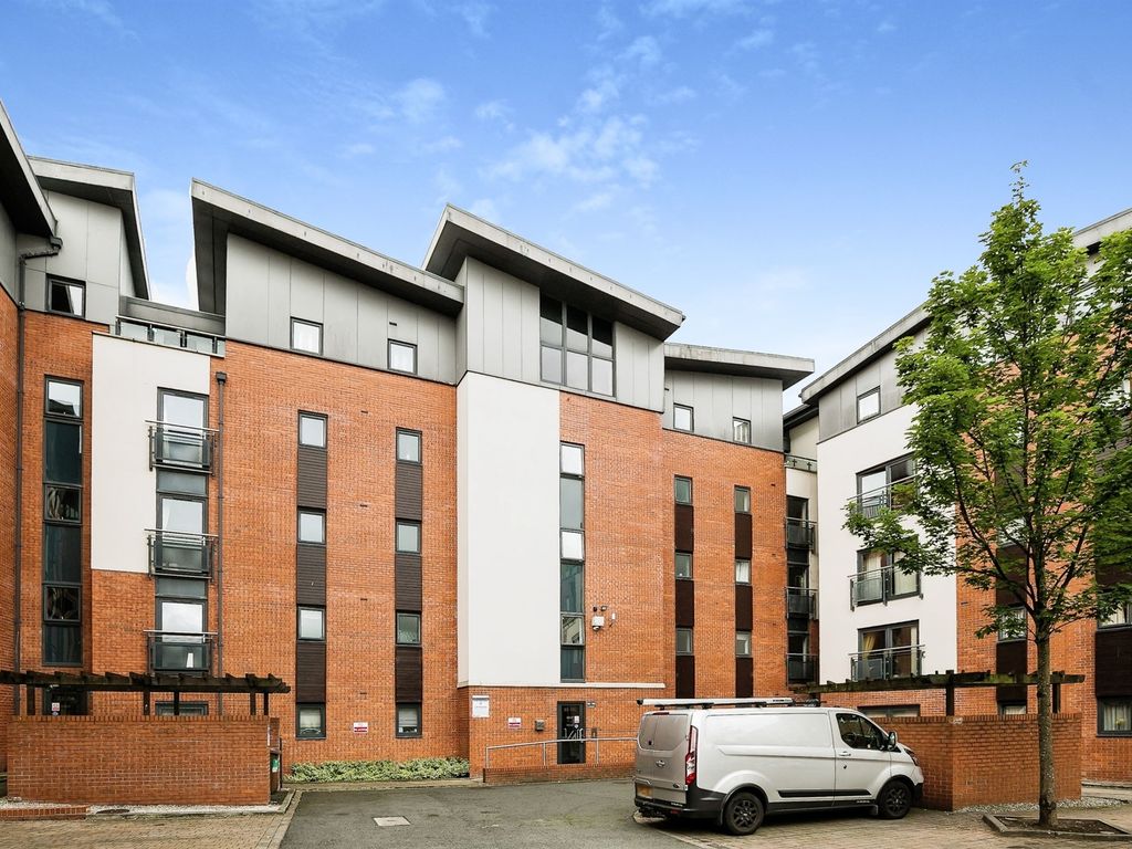 2 bed flat for sale in Egerton Street, Chester CH1, £165,000 Zoopla
