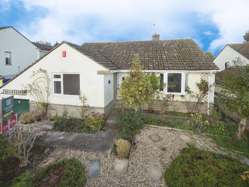 3 bed detached bungalow for sale in Orchard Rise, Fivehead, Taunton TA3