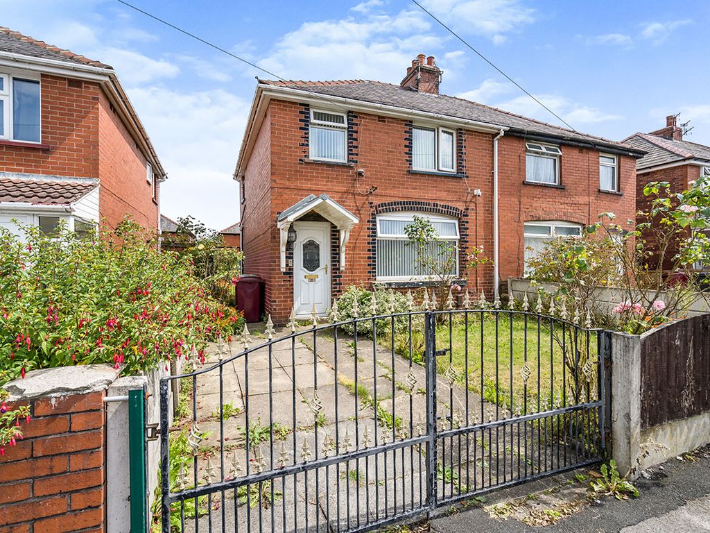 3 bed semidetached house for sale in Pilkington Road, Kearsley, Bolton, Greater Manchester BL4
