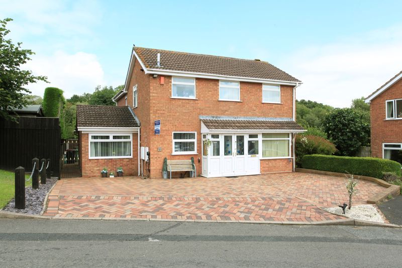 5 bed detached house for sale in Fellows Close, Little Dawley, Telford TF4, £344,950 Zoopla