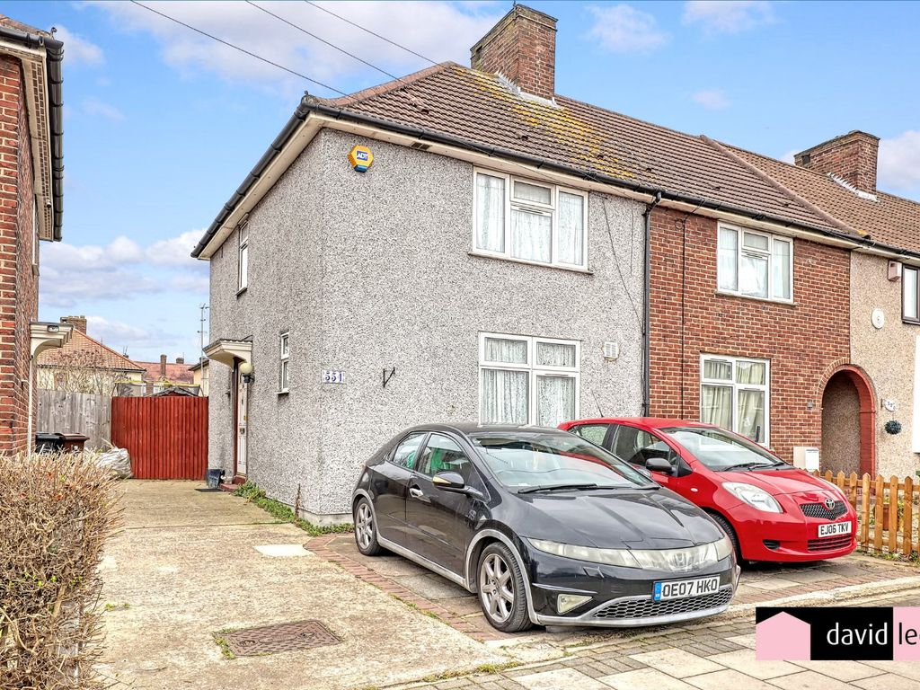 2 bed end terrace house for sale in Heathway, Dagenham RM10 Zoopla