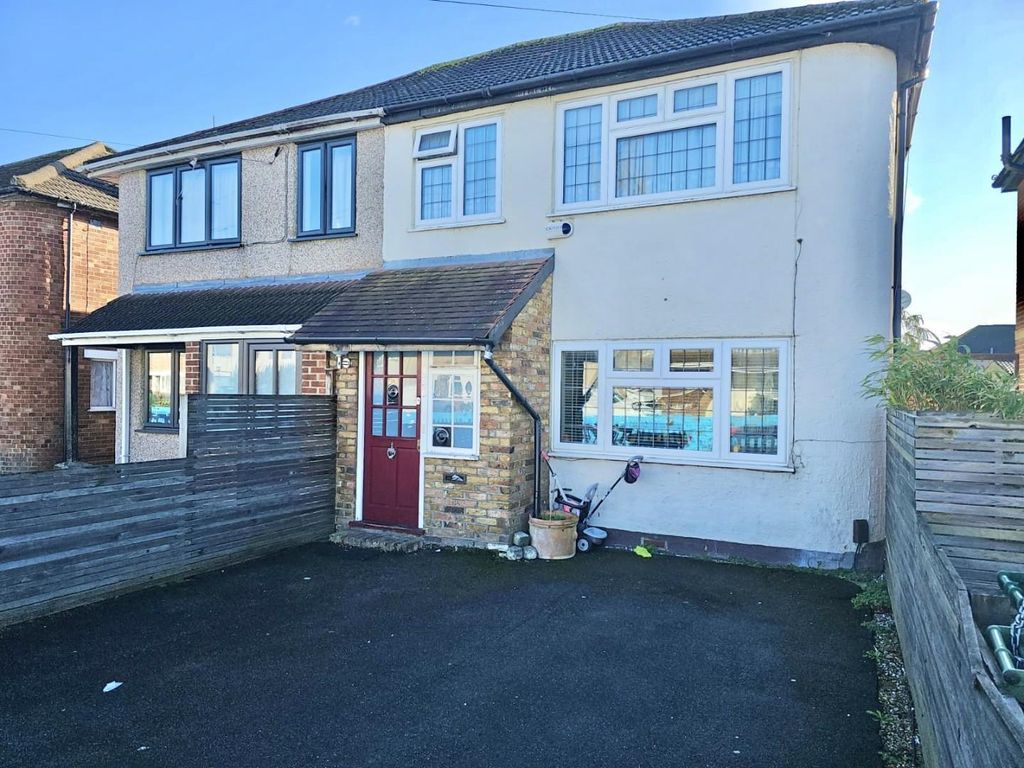 3 bed property for sale in Shakespeare Avenue, Hayes UB4, £575,000 Zoopla