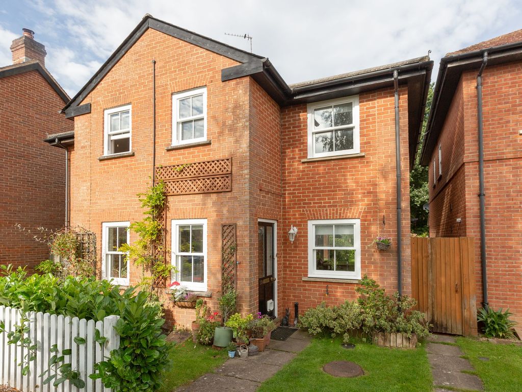 3 bed semidetached house for sale in Aspen Road, Herne Bay CT6, £