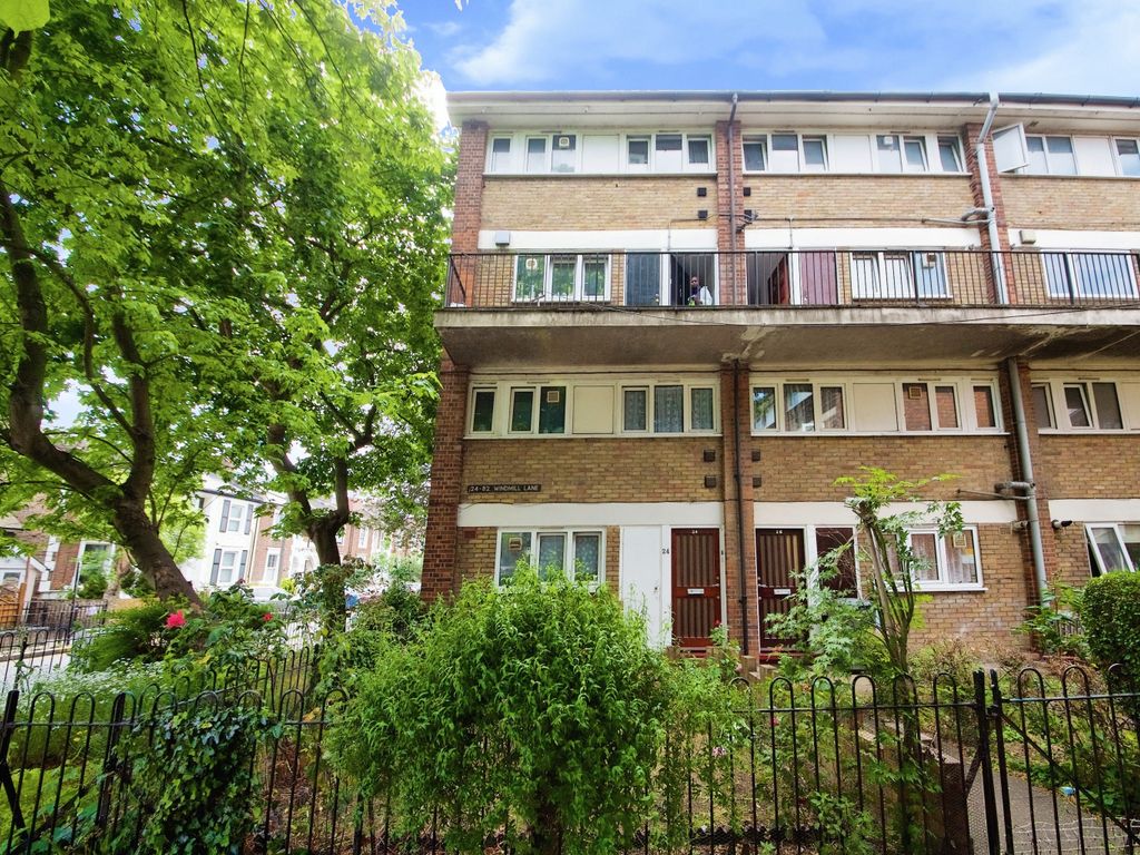 3 bed for sale in Windmill Lane, Stratford, London E15 Zoopla