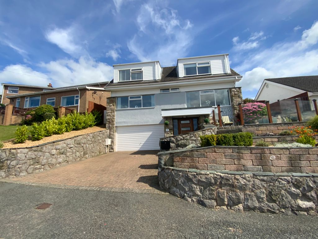 4 bed detached house for sale in Peulwys Avenue, Old Colwyn, Colwyn Bay LL29, £499,000 Zoopla