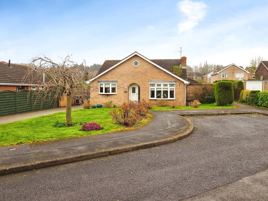 3 bed bungalow for sale in Finsbury Road, Bramcote, Nottingham, Nottinghamshire NG9, £399,950