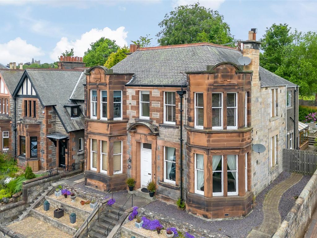 3 bed flat for sale in 110 Brucefield Avenue, Dunfermline KY11, £300,000 Zoopla