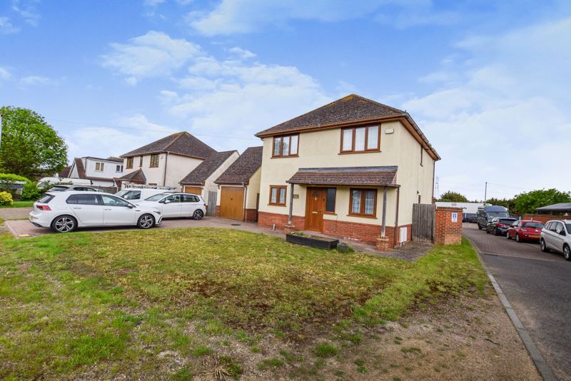 4 bed detached house to rent in Sandown Road, Orsett, Grays RM16 Zoopla