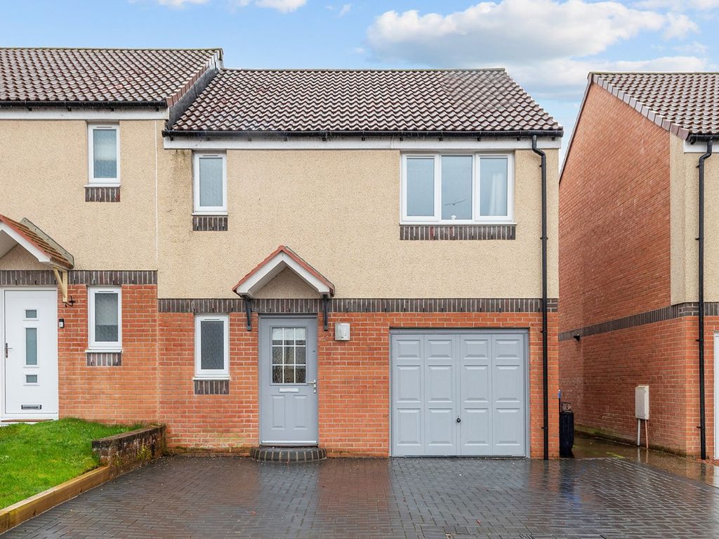 3 bed semidetached house for sale in Rankin Drive, Falkirk FK2, £