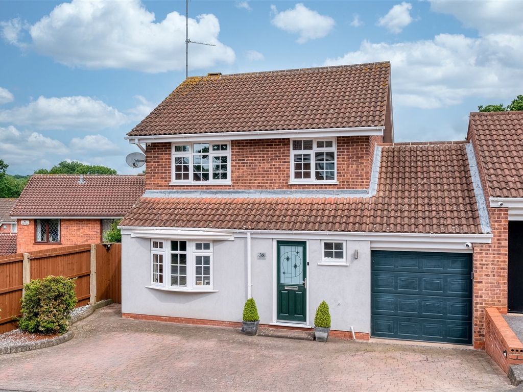 3 bed link detached house for sale in Boultons Lane, Crabbs Cross