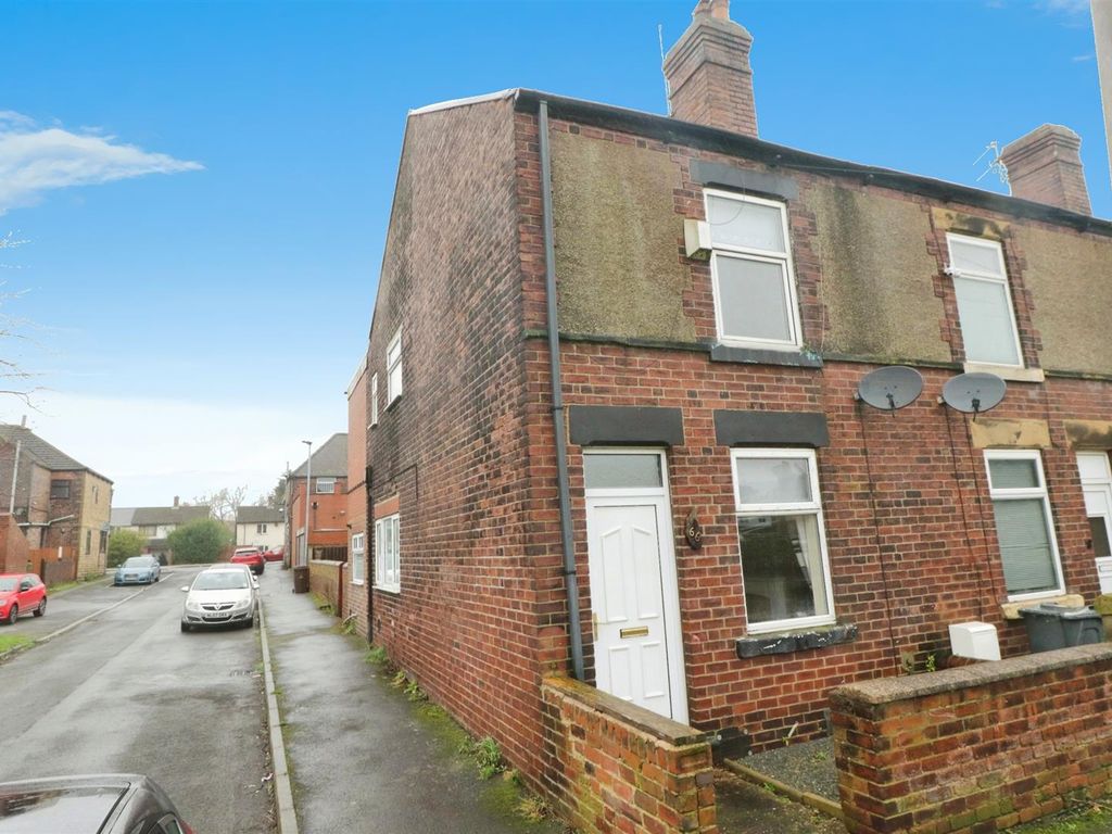 3 bed town house for sale in West Avenue, BoltonUponDearne, Rotherham