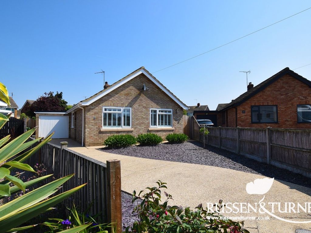 3 bed bungalow for sale in Bourne Close, South Wootton, King's Lynn