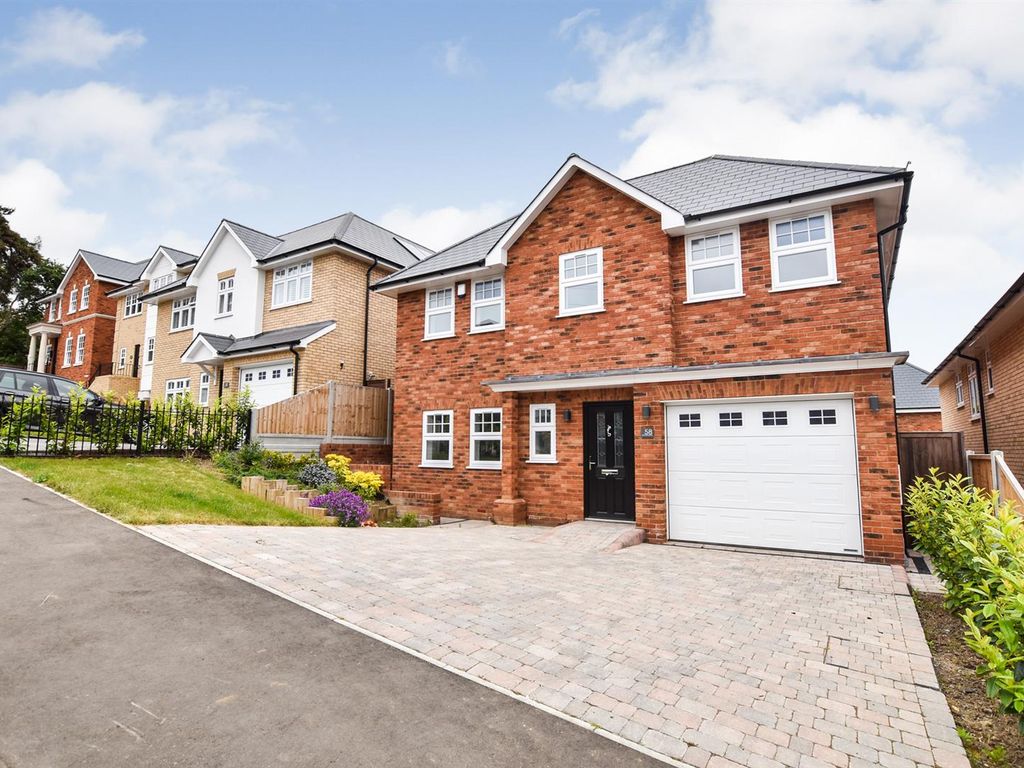 New home, 5 bed detached house for sale in Hill Road, Benfleet SS7 Zoopla