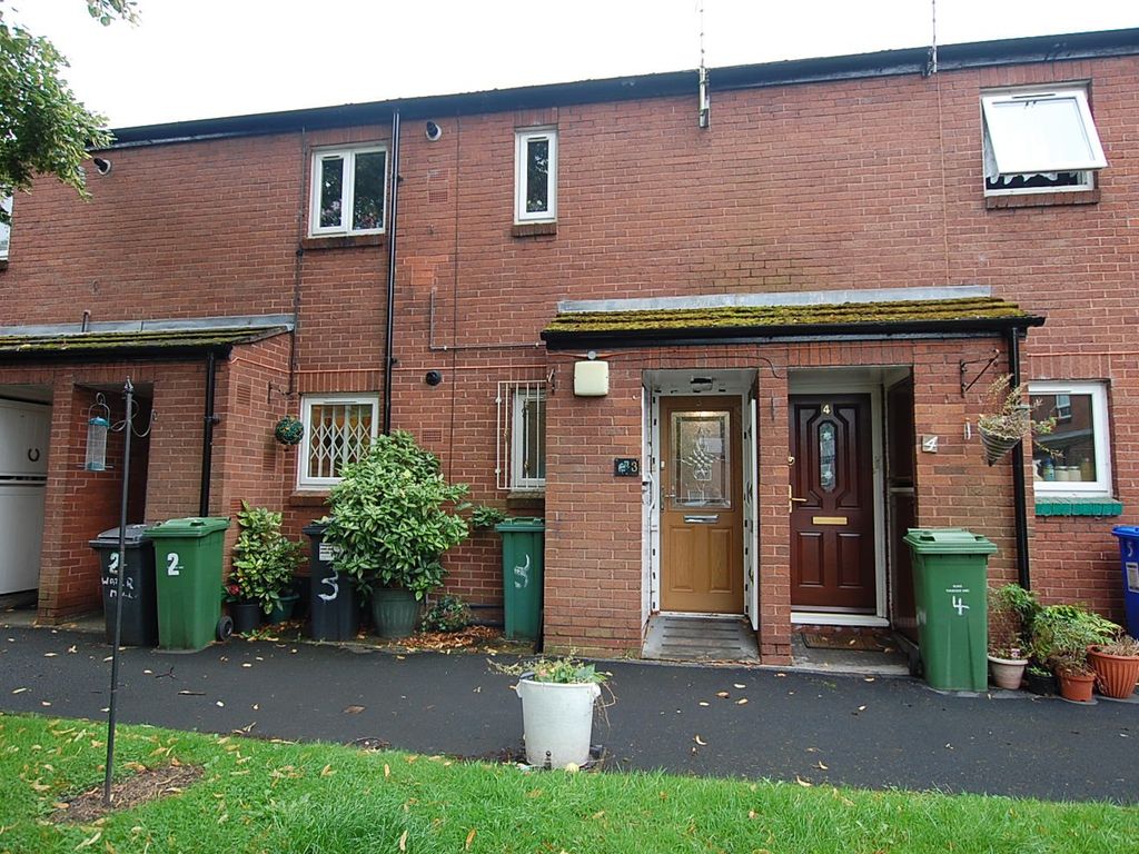 1 bed flat to rent in Watermill Court, AshtonUnderLyne, Lancashire
