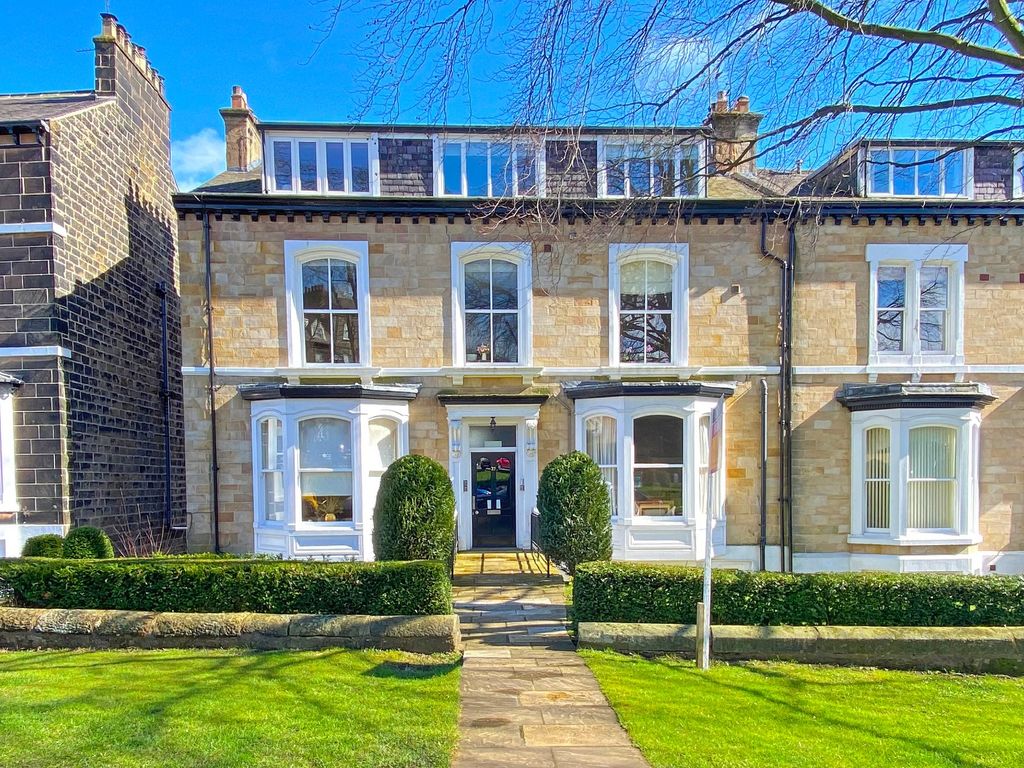 3 bed flat for sale in Swan Road, Harrogate HG1 Zoopla