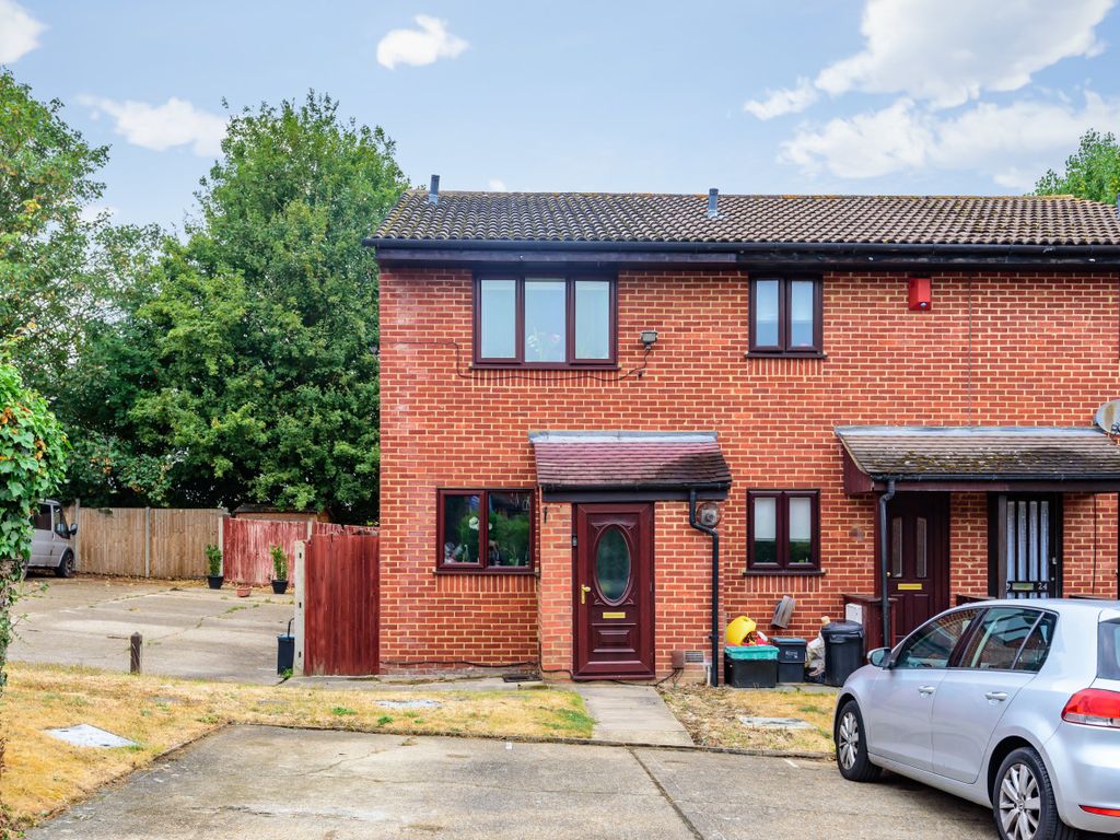 2 bed end terrace house for sale in Sandpiper Way, Orpington BR5 Zoopla