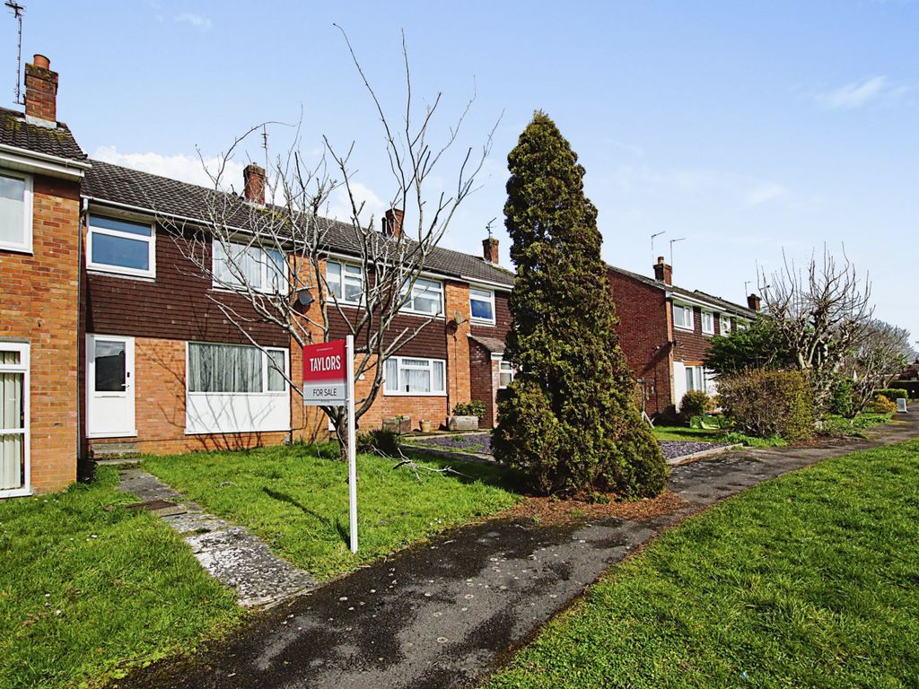 3 bed terraced house for sale in The Laurels, Mangotsfield, Bristol