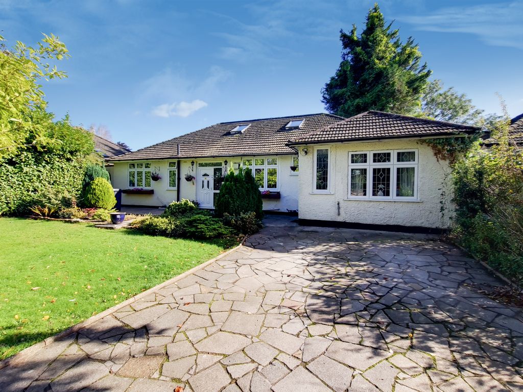 4 bed bungalow for sale in Leatherhead Road, Ashtead, Surrey KT21 Zoopla