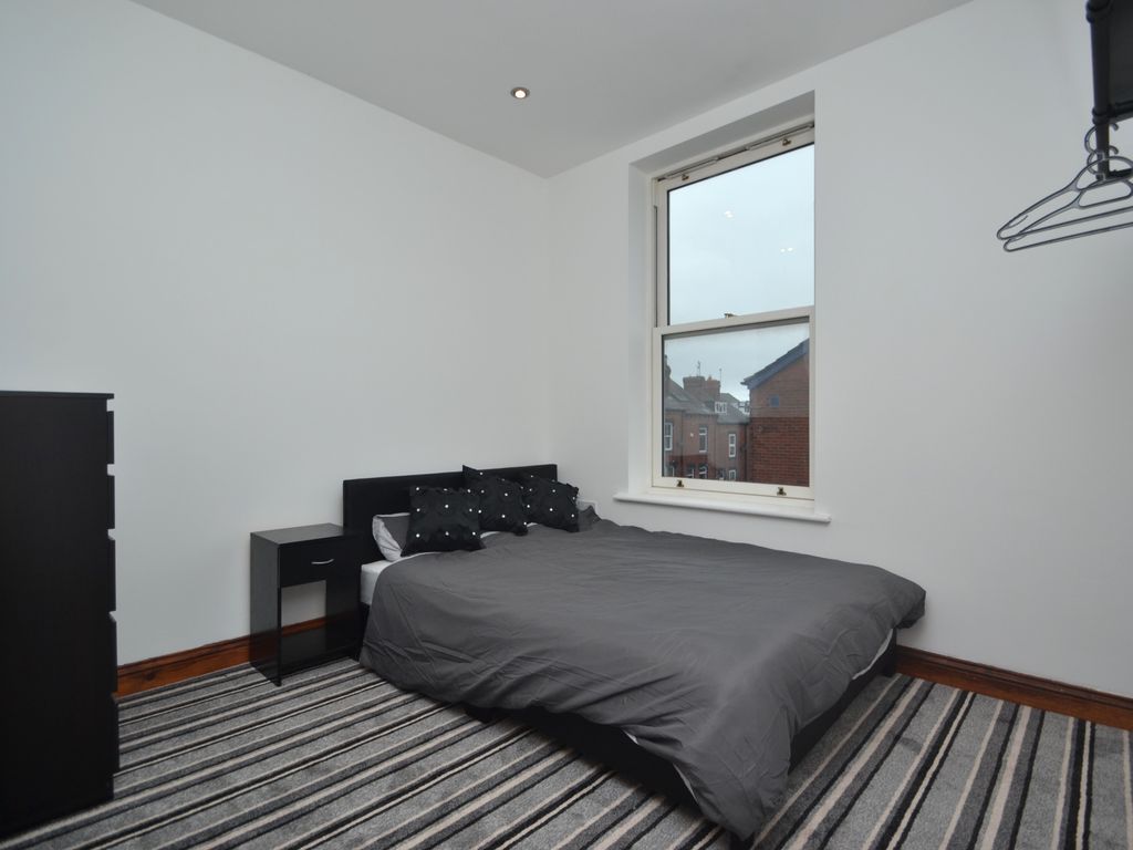 Room to rent in Woodland Lane, Chapel Allerton, Leeds LS7, £595 pcm