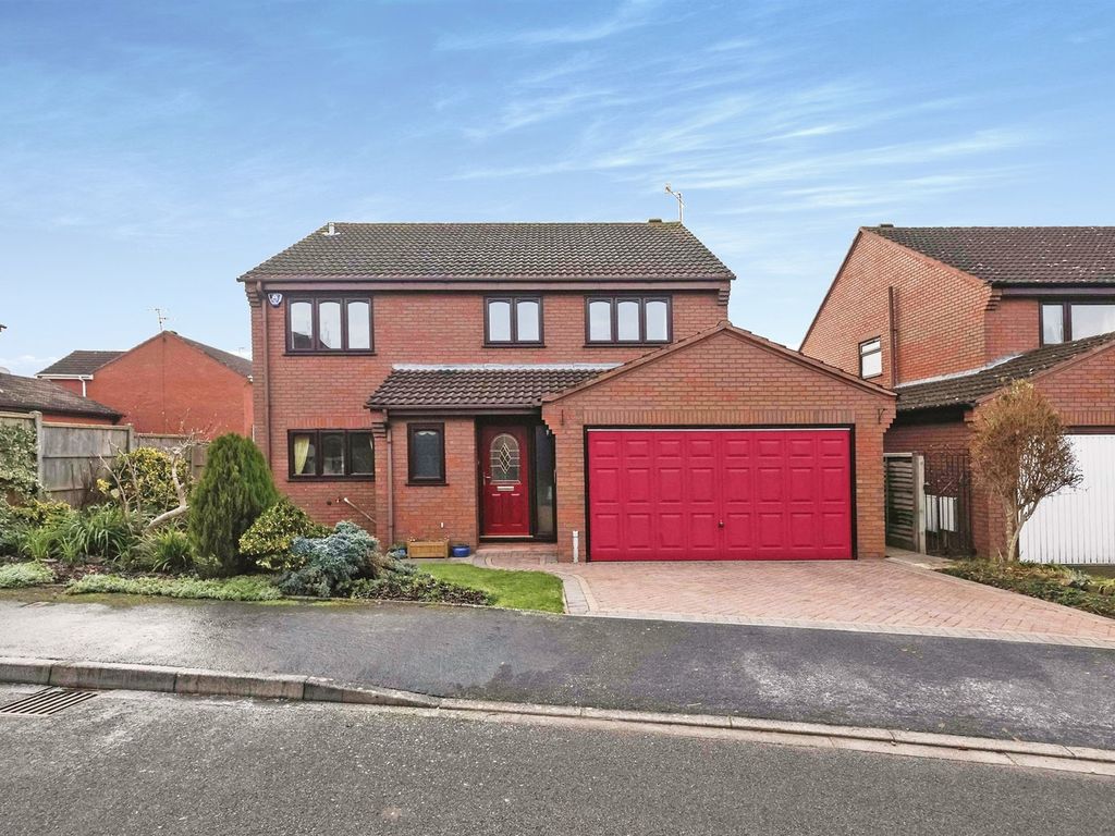 4 bed detached house for sale in Battenhall Rise, Worcester WR5 Zoopla