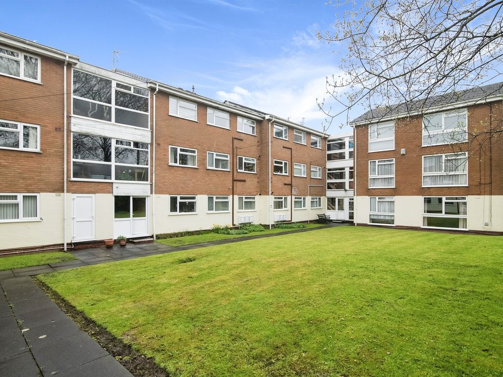 2 bed flat for sale in Narrow Lane, Witton Bank, Halesowen B62, £