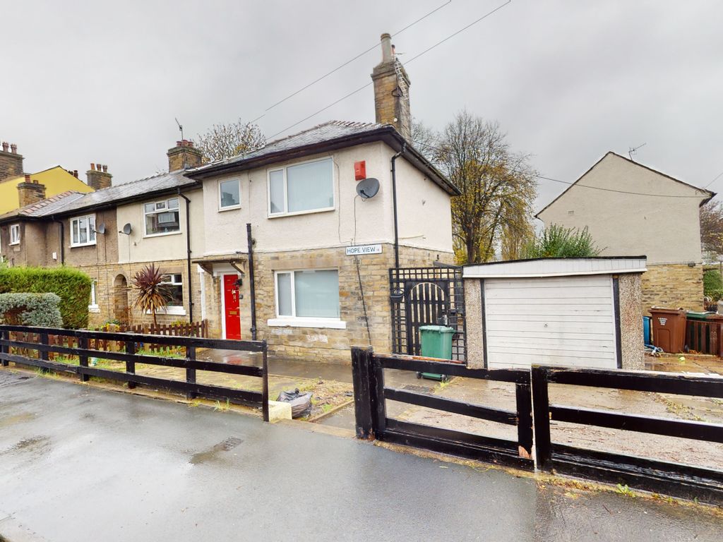 3 bed semidetached house to rent in Hopeview, Shipley BD18 Zoopla