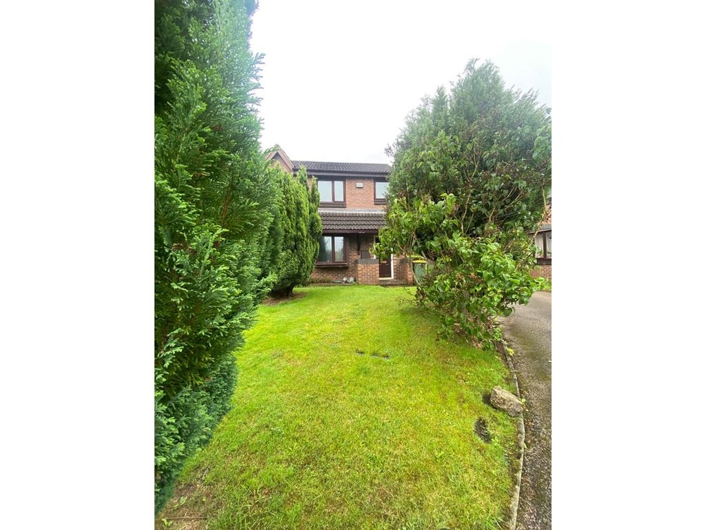 2 bed end terrace house for sale in Greendale Mews, Preston PR2, £