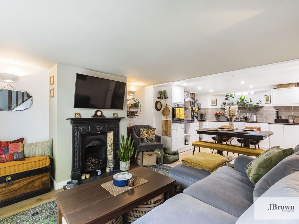 4 bed terraced house for sale in Eastway, London E9, £800,000 Zoopla