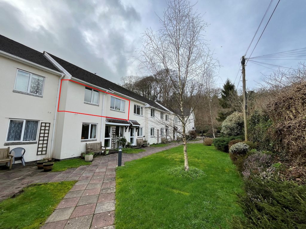 1 bed flat for sale in Parkwood Road, Tavistock PL19, £100,000 Zoopla