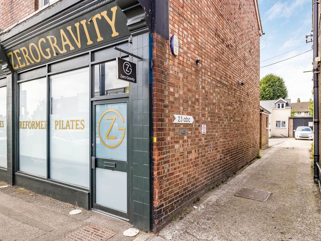 1 bed to rent in Road, Potters Bar EN6, £1,150 pcm