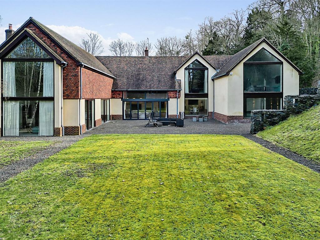 5 bed property for sale in Taylors Hill, Chilham, Canterbury CT4 Zoopla