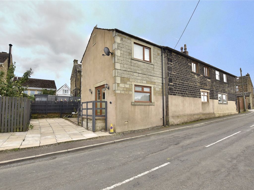 4 bed semidetached house for sale in Cumberworth Lane, Lower