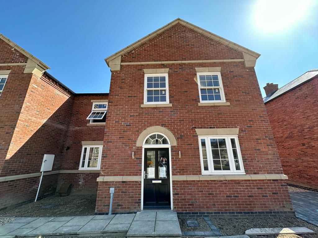 New home, 5 bed end terrace house for sale in Medland Drive, Bracebridge Heath, Lincoln LN4 Zoopla