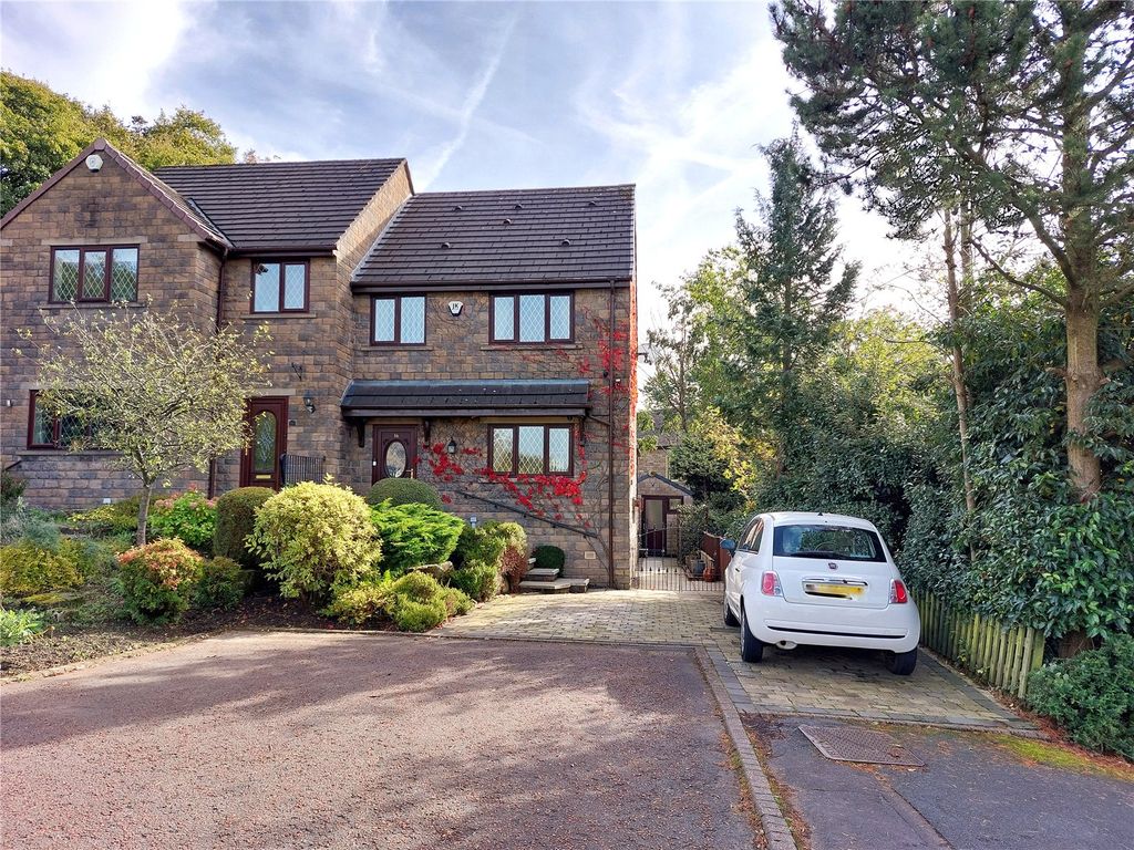 3 bed semidetached house for sale in Heys Close, Rawtenstall