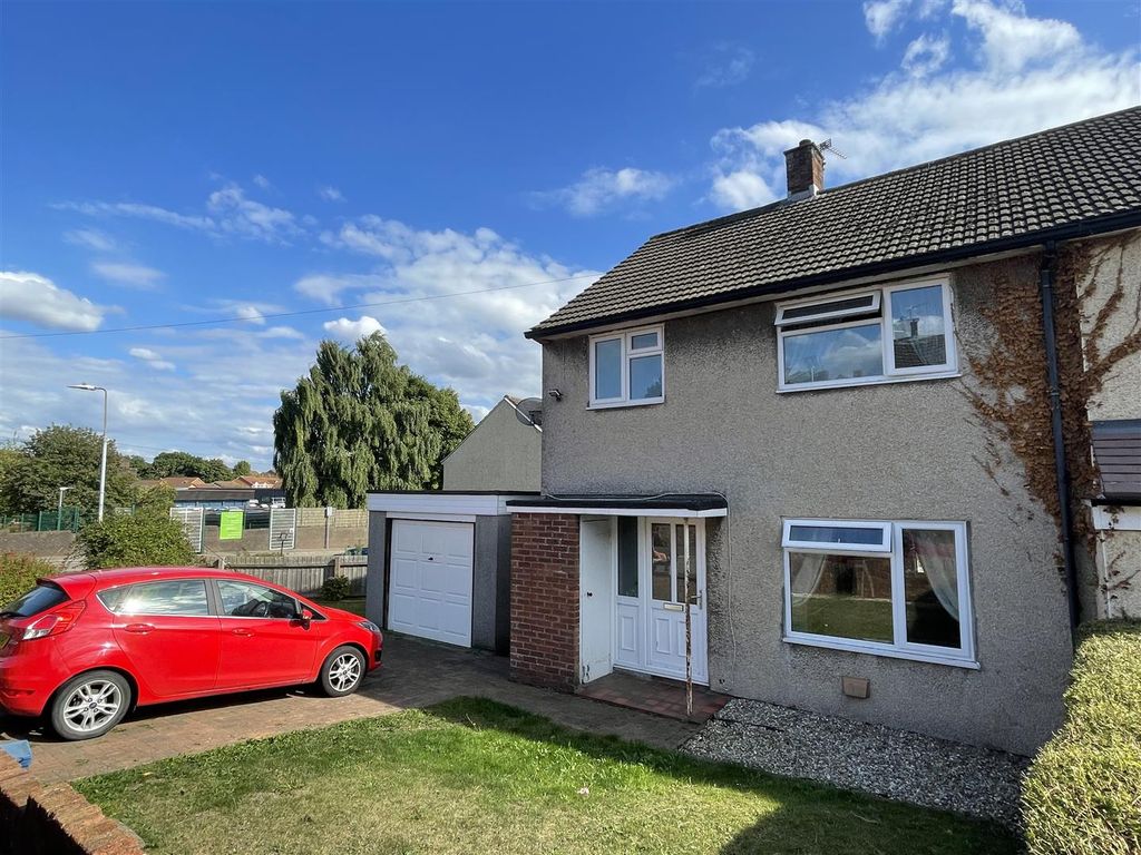 3 bed property for sale in Somerset Way, Bulwark, Chepstow NP16 Zoopla