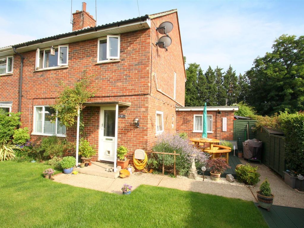 1 bed to rent in Grange Close, Leybourne, Kent ME19 Zoopla