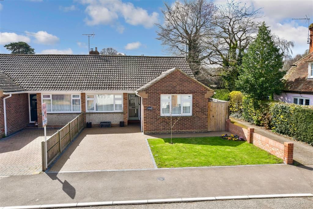 3 bed semidetached bungalow for sale in Church Road, Littlebourne