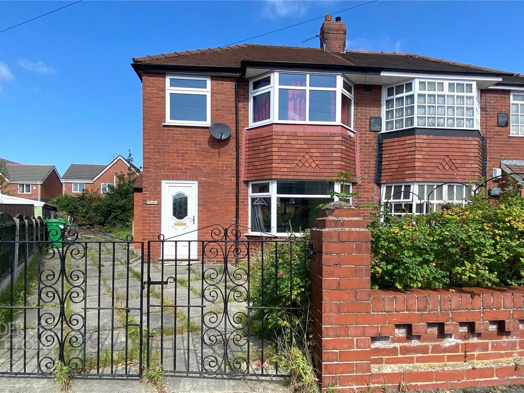 3 bed semidetached house to rent in Nina Drive, Moston, Manchester M40