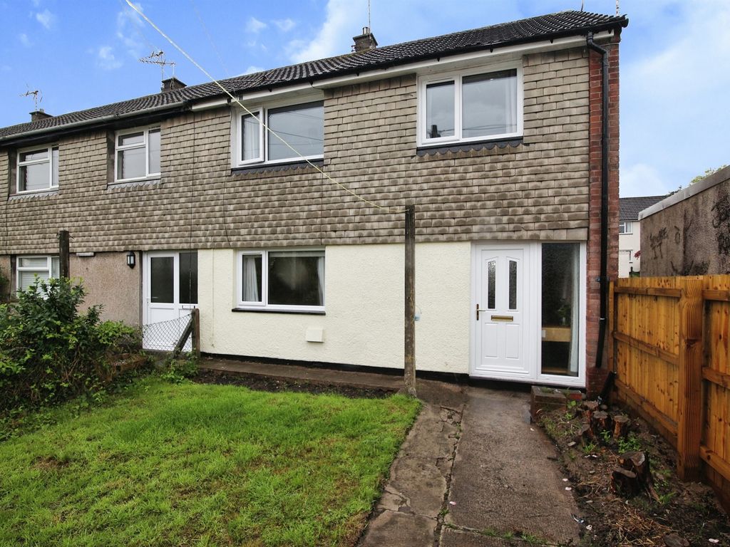 3 bed end terrace house for sale in Wellfield Court, Church Village