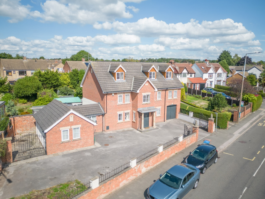 8 bed detached house for sale in Bradbury House, Nottingham Road