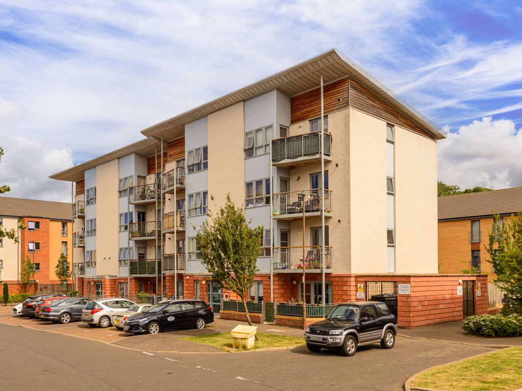 22/3 Fleming Place, Edinburgh EH7  