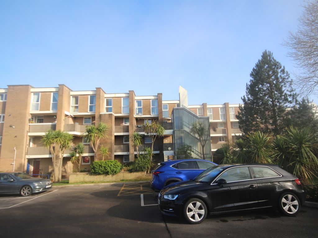 2 bed flat for sale in Dyfed, Northcliffe, Penarth CF64 Zoopla