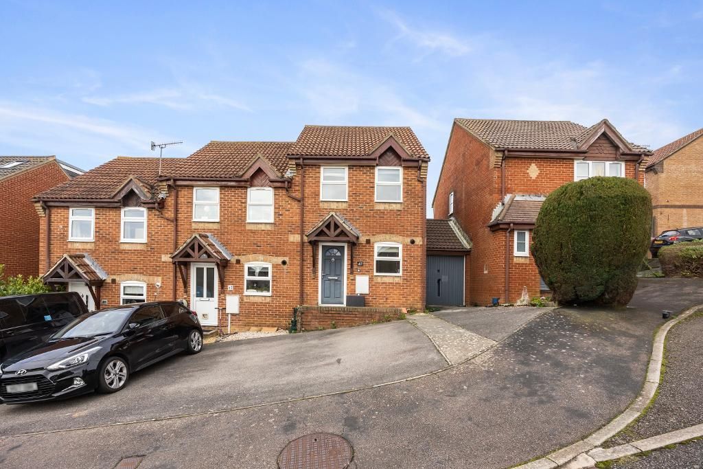 2 bed end terrace house for sale in Langridge Drive, Portslade BN41, £