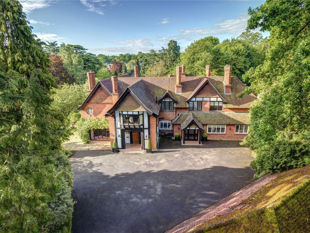 7 bed detached house for sale in Marsham Lane, Gerrards Cross